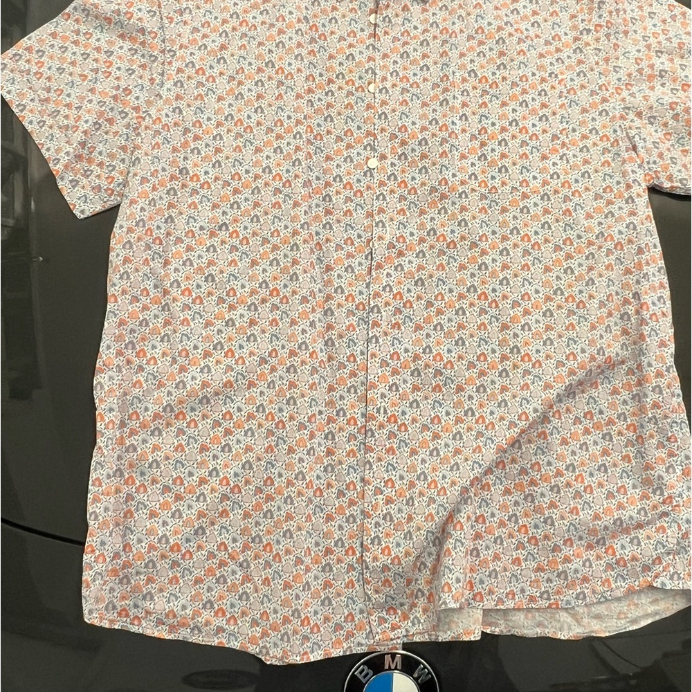 Sportscraft Man short sleeve button up shirt. 4XL Australia, equal to XXL US.